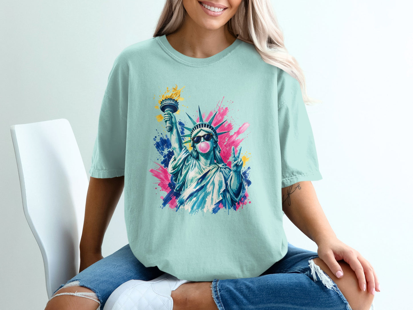 Statue of Liberty with pink bubblegum blowing, in watercolor style.